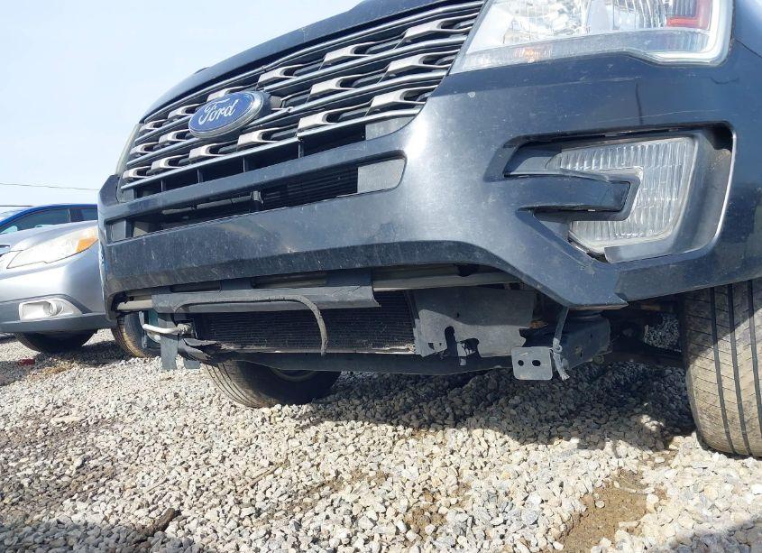 Photo 12 of 2017 Ford Explorer XLT (VIN 1FM5K8D87HGB94300)