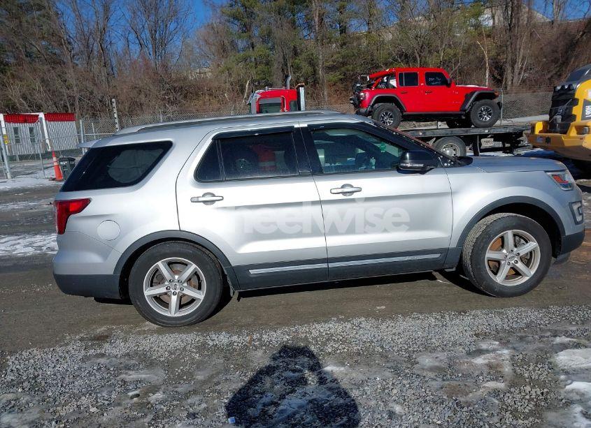 Photo 13 of 2017 Ford Explorer XLT (VIN 1FM5K8D87HGC29871)