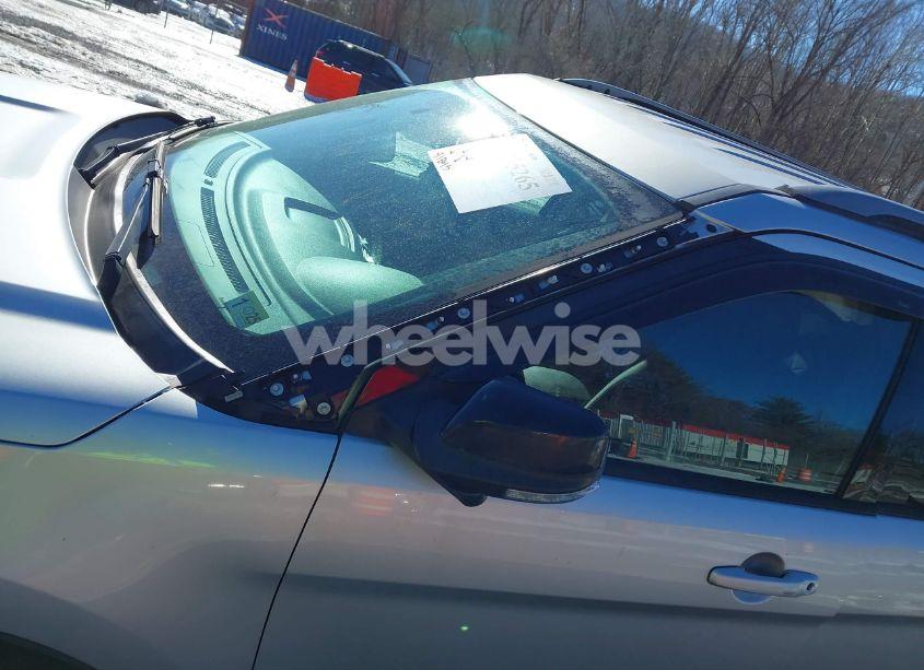 Photo 17 of 2017 Ford Explorer XLT (VIN 1FM5K8D87HGC29871)