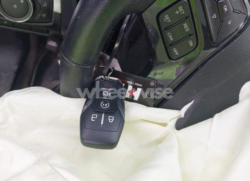 Photo 11 of 2017 Ford Explorer XLT (VIN 1FM5K8D87HGC50414)