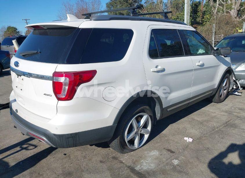 Photo 4 of 2017 Ford Explorer XLT (VIN 1FM5K8D87HGC50414)