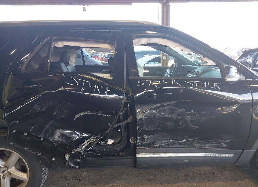 Photo 6 of 2017 Ford Explorer XLT (VIN 1FM5K8D87HGD74456)