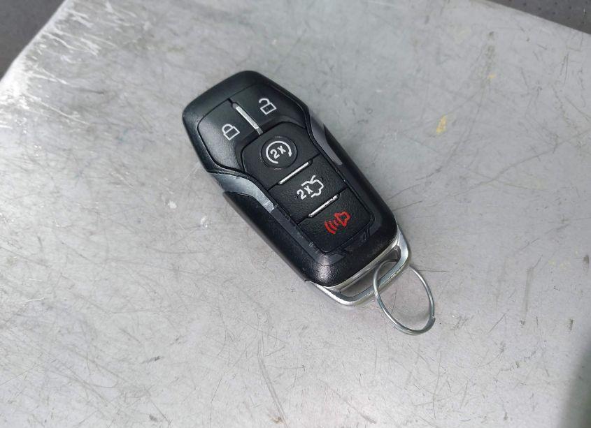 Photo 11 of 2017 Ford Explorer XLT (VIN 1FM5K8D87HGD97011)