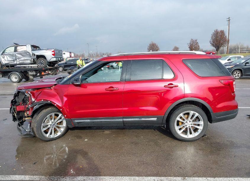 Photo 15 of 2018 Ford Explorer XLT (VIN 1FM5K8D87JGA19275)