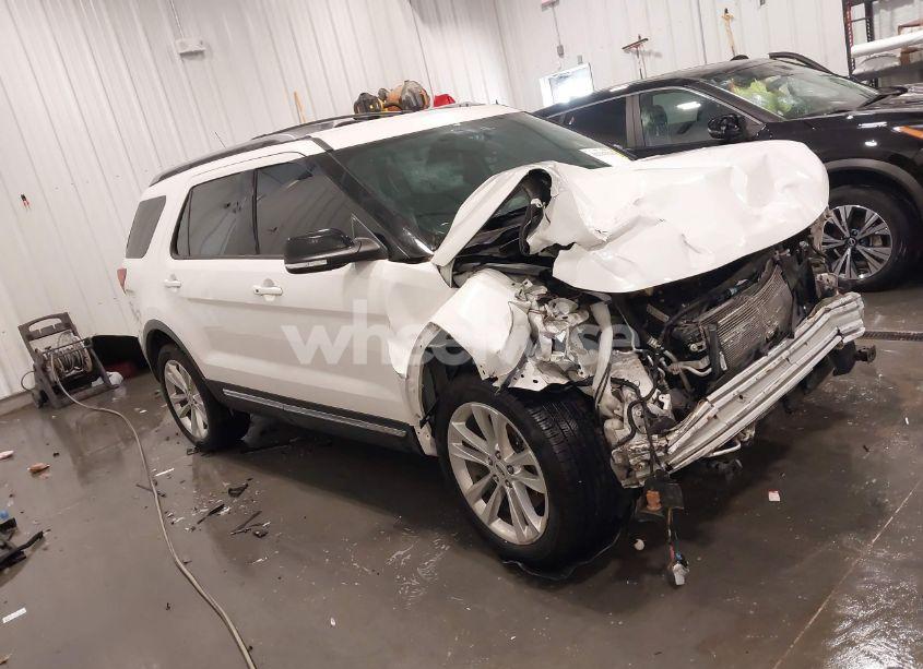 2018 Ford Explorer XLT (VIN 1FM5K8D87JGA25268) main photo