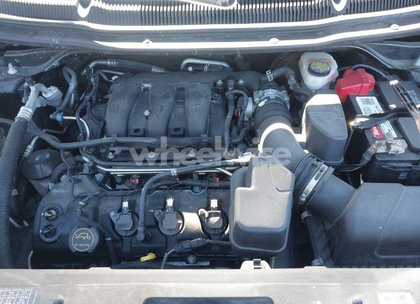 Photo 10 of 2018 Ford Explorer XLT (VIN 1FM5K8D87JGA39106)