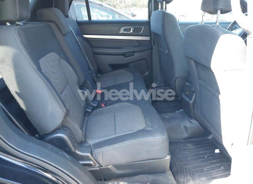 Photo 8 of 2018 Ford Explorer XLT (VIN 1FM5K8D87JGA39106)