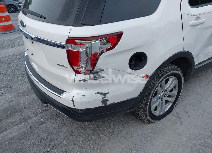 Photo 17 of 2018 Ford Explorer XLT (VIN 1FM5K8D87JGB03807)