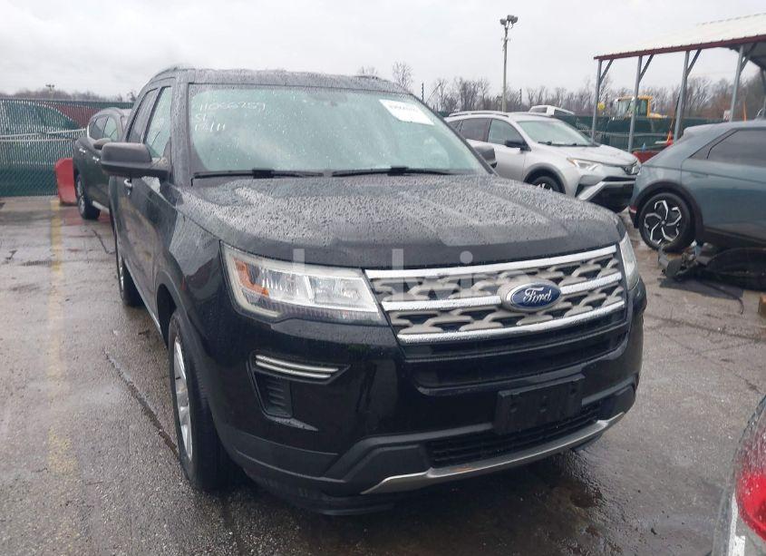 Photo 12 of 2018 Ford Explorer XLT (VIN 1FM5K8D87JGB27704)