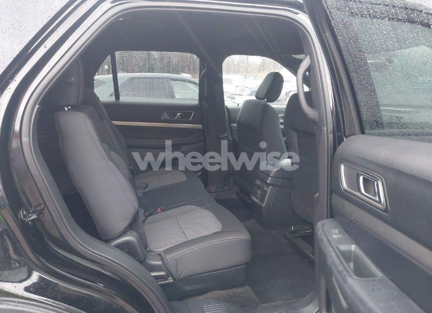 Photo 8 of 2018 Ford Explorer XLT (VIN 1FM5K8D87JGB27704)