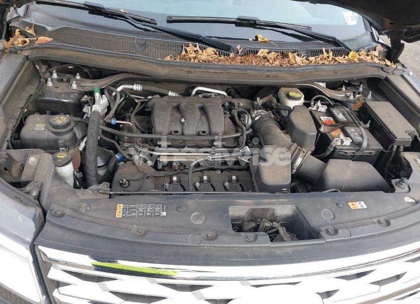 Photo 10 of 2018 Ford Explorer XLT (VIN 1FM5K8D87JGC02174)