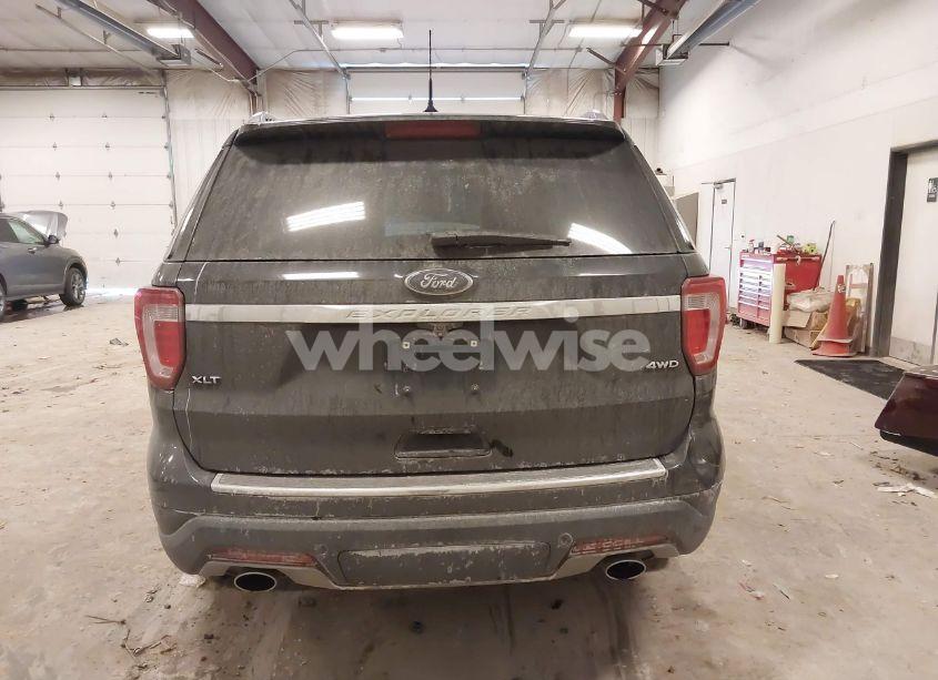 Photo 16 of 2018 Ford Explorer XLT (VIN 1FM5K8D87JGC68062)