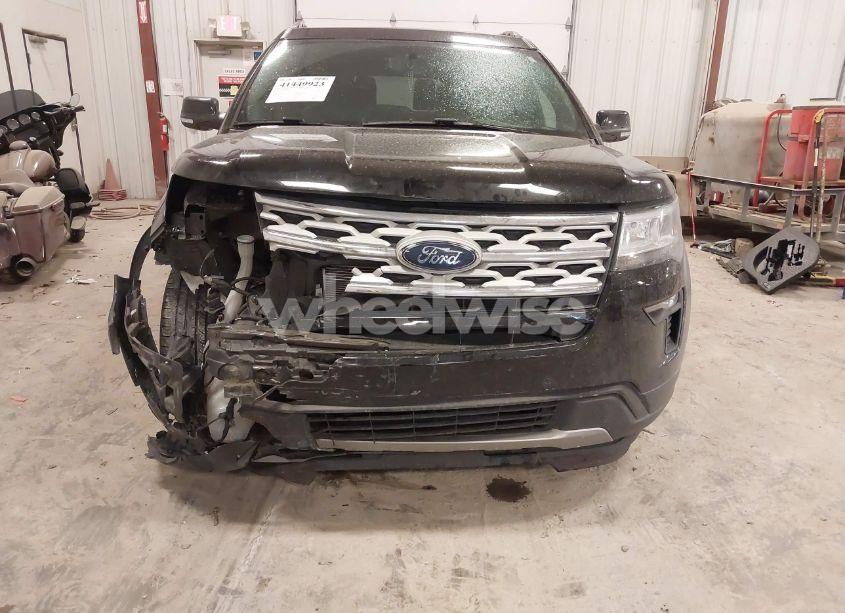 Photo 6 of 2018 Ford Explorer XLT (VIN 1FM5K8D87JGC68062)