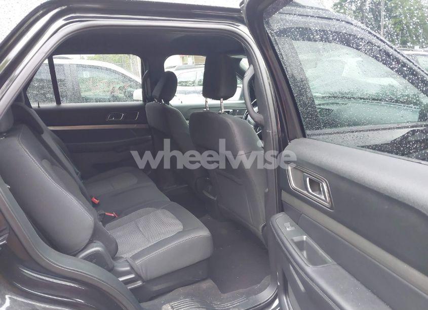 Photo 8 of 2019 Ford Explorer XLT (VIN 1FM5K8D87KGA05751)