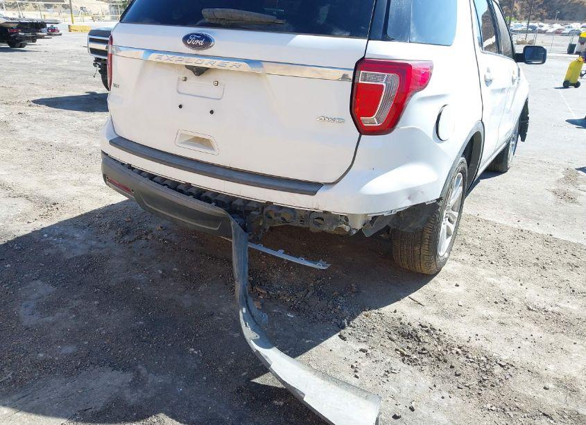 Photo 17 of 2019 Ford Explorer XLT (VIN 1FM5K8D87KGA42881)