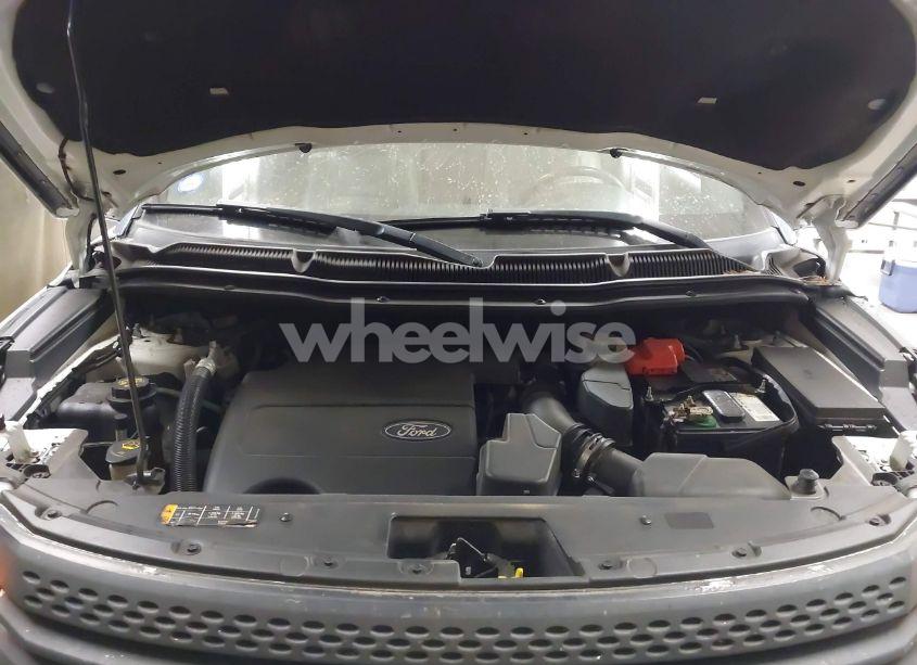 Photo 10 of 2013 Ford Explorer XLT (VIN 1FM5K8D88DGA13036)