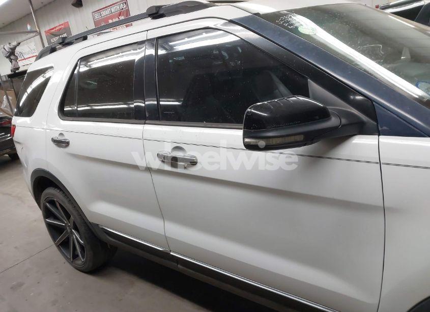 Photo 13 of 2013 Ford Explorer XLT (VIN 1FM5K8D88DGA13036)