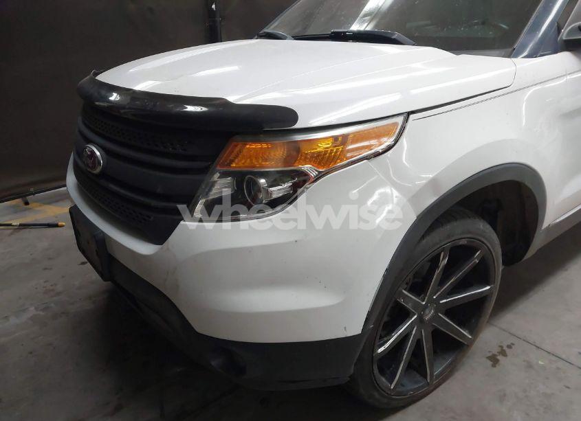 Photo 6 of 2013 Ford Explorer XLT (VIN 1FM5K8D88DGA13036)