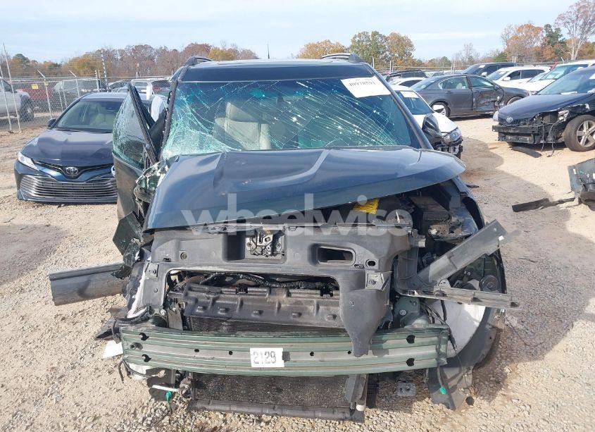 Photo 12 of 2013 Ford Explorer XLT (VIN 1FM5K8D88DGA24943)