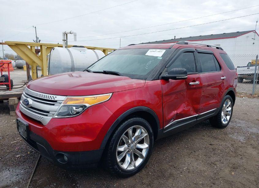 Photo 2 of 2013 Ford Explorer XLT (VIN 1FM5K8D88DGA49602)