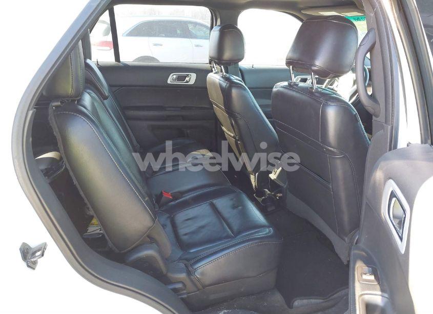 Photo 8 of 2013 Ford Explorer XLT (VIN 1FM5K8D88DGB06493)