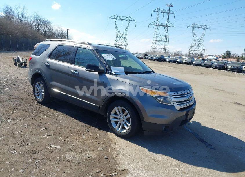 2013 Ford Explorer XLT (VIN 1FM5K8D88DGB11225) main photo