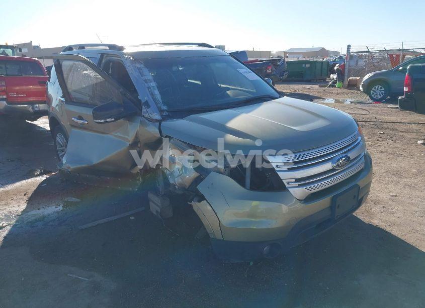 2013 Ford Explorer XLT (VIN 1FM5K8D88DGC81682) main photo