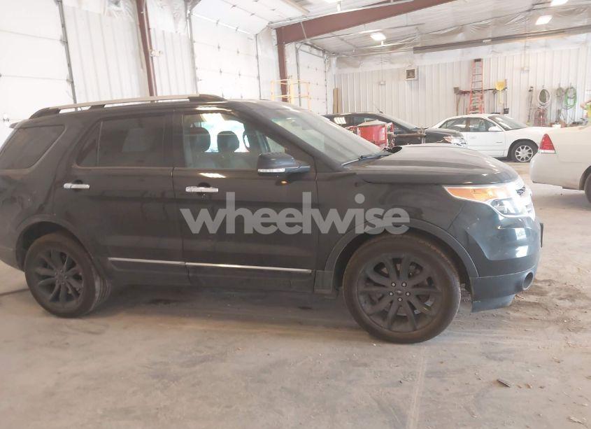 Photo 13 of 2014 Ford Explorer XLT (VIN 1FM5K8D88EGA26984)