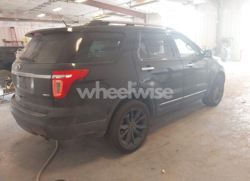 Photo 4 of 2014 Ford Explorer XLT (VIN 1FM5K8D88EGA26984)