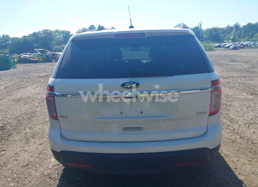 Photo 16 of 2014 Ford Explorer XLT (VIN 1FM5K8D88EGA52176)