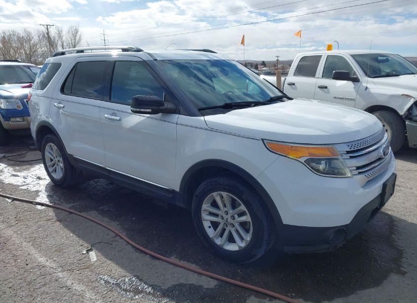 Photo 13 of 2014 Ford Explorer XLT (VIN 1FM5K8D88EGA80074)