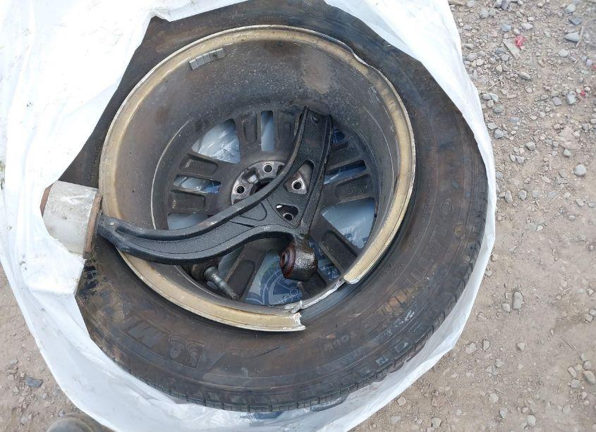 Photo 12 of 2014 Ford Explorer XLT (VIN 1FM5K8D88EGA95173)