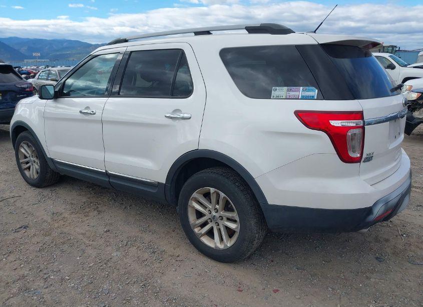 Photo 3 of 2014 Ford Explorer XLT (VIN 1FM5K8D88EGA95173)