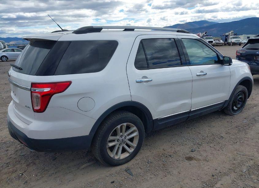 Photo 4 of 2014 Ford Explorer XLT (VIN 1FM5K8D88EGA95173)