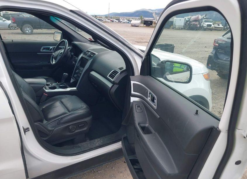 Photo 5 of 2014 Ford Explorer XLT (VIN 1FM5K8D88EGA95173)