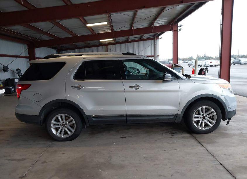 Photo 13 of 2014 Ford Explorer XLT (VIN 1FM5K8D88EGB44078)