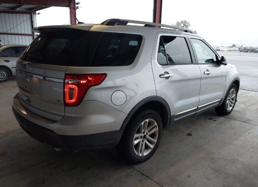 Photo 4 of 2014 Ford Explorer XLT (VIN 1FM5K8D88EGB44078)