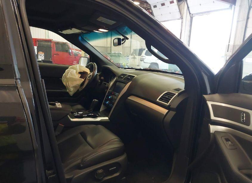 Photo 5 of 2014 Ford Explorer XLT (VIN 1FM5K8D88EGC09592)