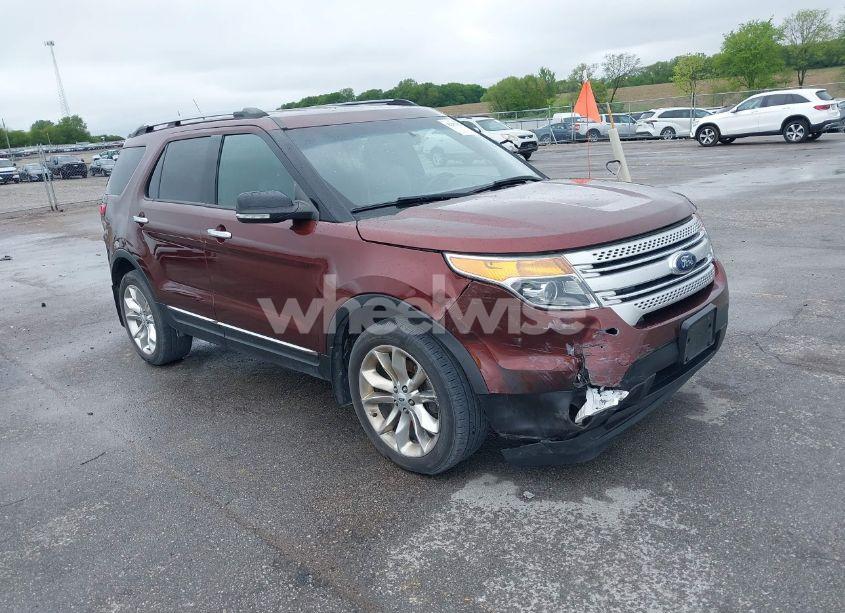 2015 Ford Explorer XLT (VIN 1FM5K8D88FGA34195) main photo