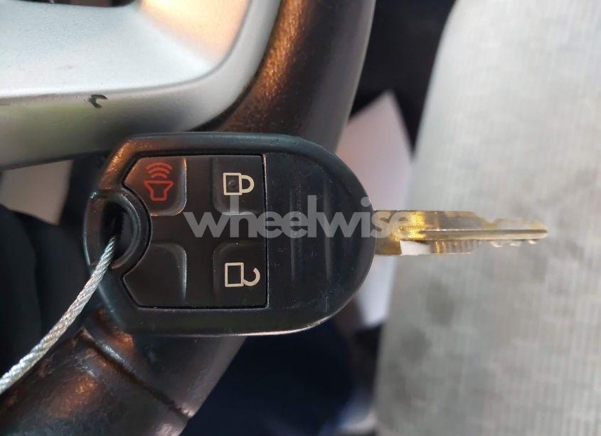 Photo 11 of 2015 Ford Explorer XLT (VIN 1FM5K8D88FGA76575)