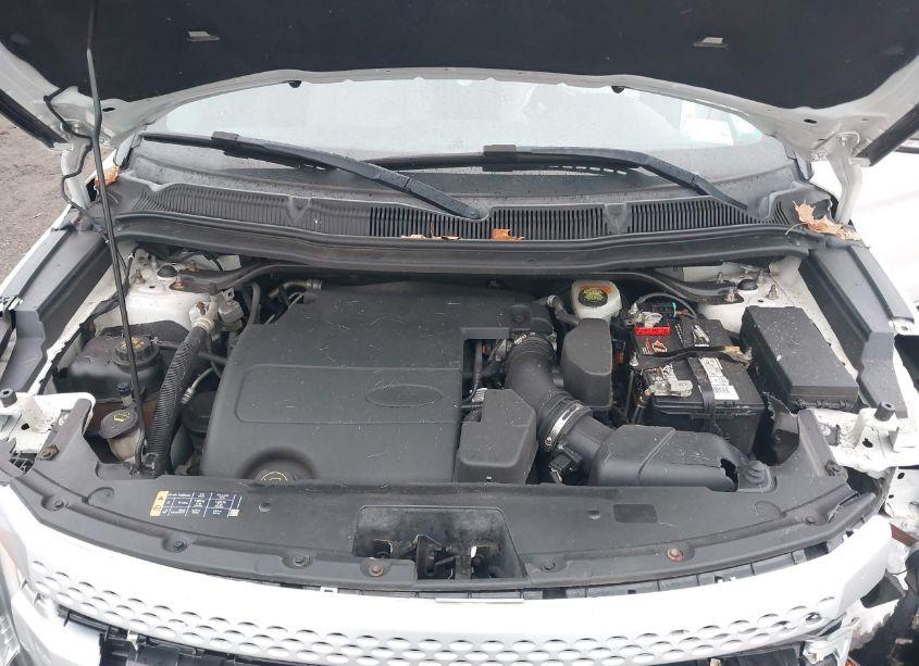 Photo 10 of 2015 Ford Explorer XLT (VIN 1FM5K8D88FGC28256)