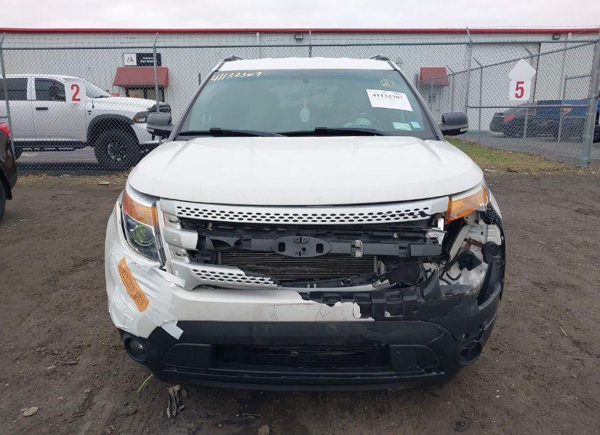 Photo 12 of 2015 Ford Explorer XLT (VIN 1FM5K8D88FGC28256)