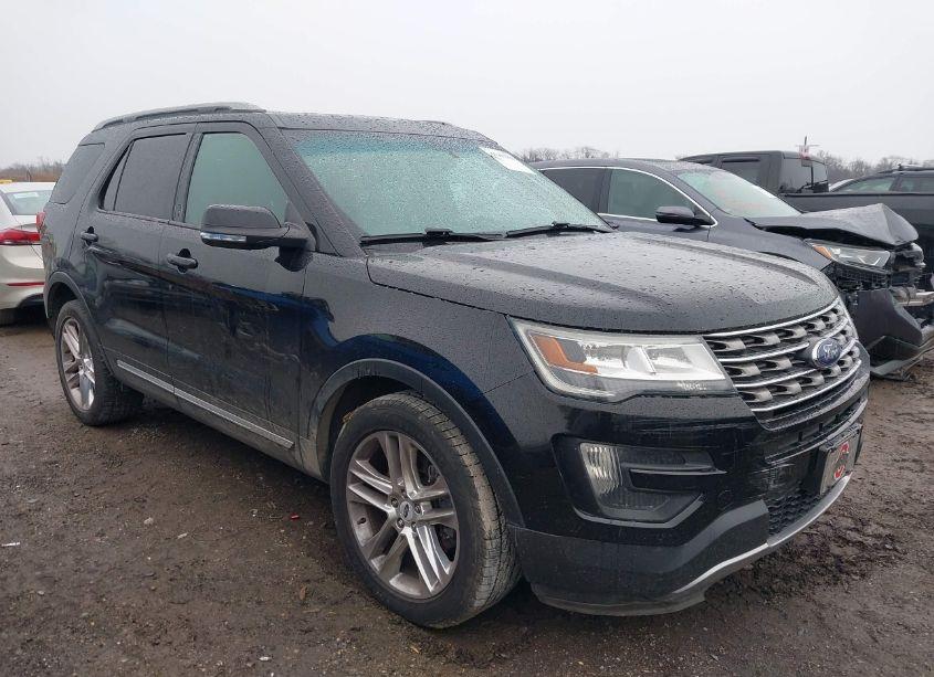 2016 Ford Explorer XLT (VIN 1FM5K8D88GGB16851) main photo
