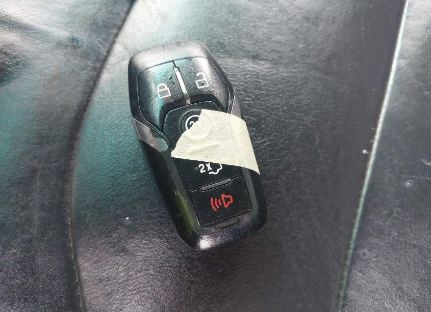 Photo 11 of 2016 Ford Explorer XLT (VIN 1FM5K8D88GGB16851)