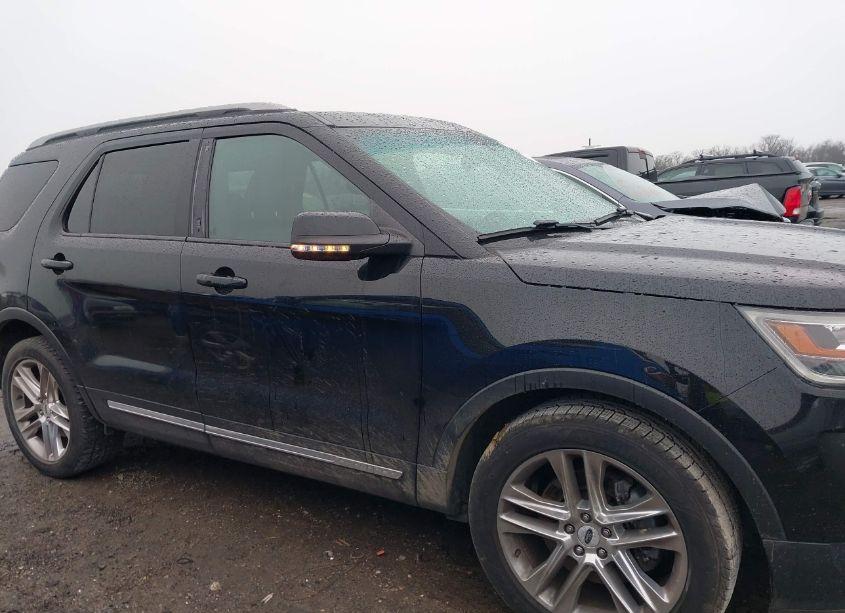 Photo 13 of 2016 Ford Explorer XLT (VIN 1FM5K8D88GGB16851)