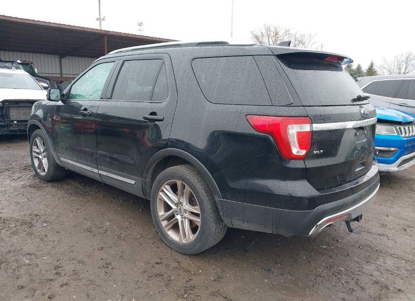 Photo 3 of 2016 Ford Explorer XLT (VIN 1FM5K8D88GGB16851)