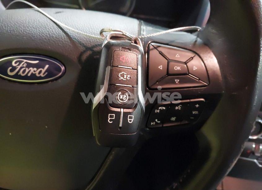 Photo 11 of 2016 Ford Explorer XLT (VIN 1FM5K8D88GGB52281)