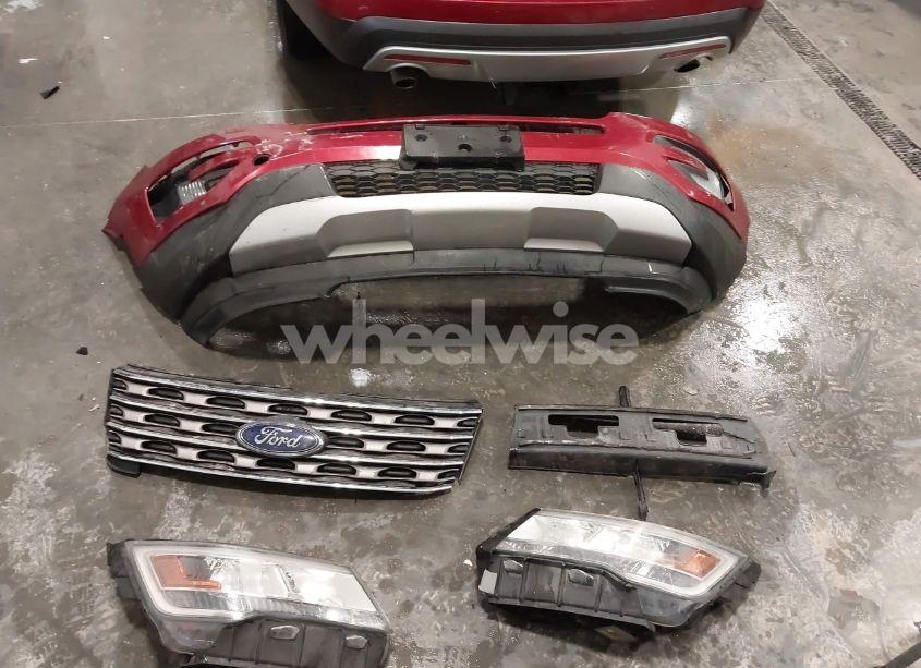 Photo 12 of 2016 Ford Explorer XLT (VIN 1FM5K8D88GGB52281)