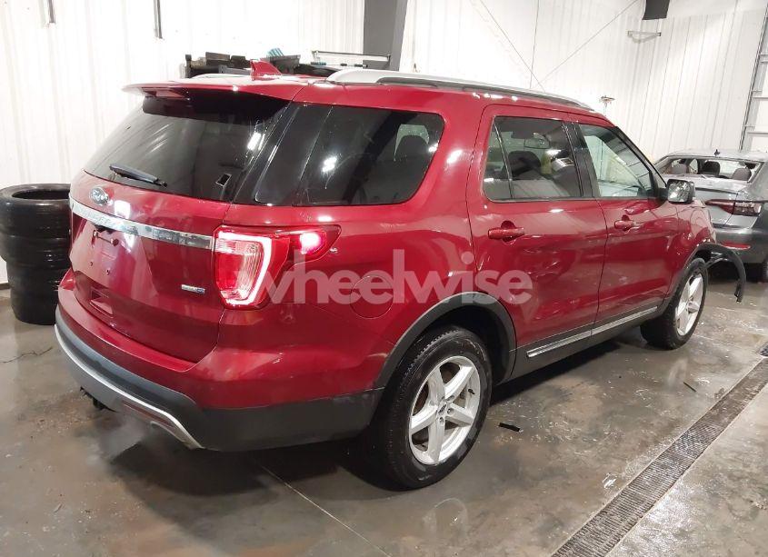 Photo 4 of 2016 Ford Explorer XLT (VIN 1FM5K8D88GGB52281)