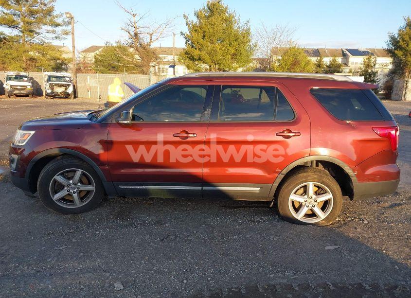 Photo 14 of 2016 Ford Explorer XLT (VIN 1FM5K8D88GGB57853)